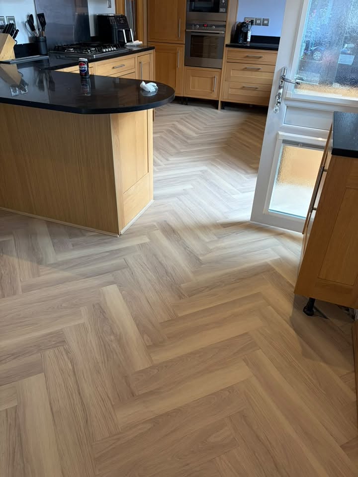 Amtico Click Smart Hushed Oak Parquet 01